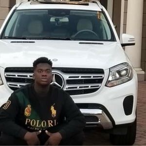 Meet your Posher, Austin